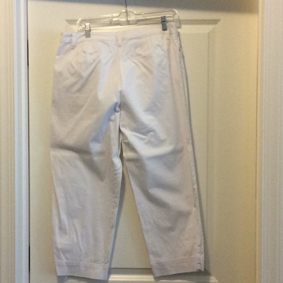Ladies Capri pants - Picture 4 of 5